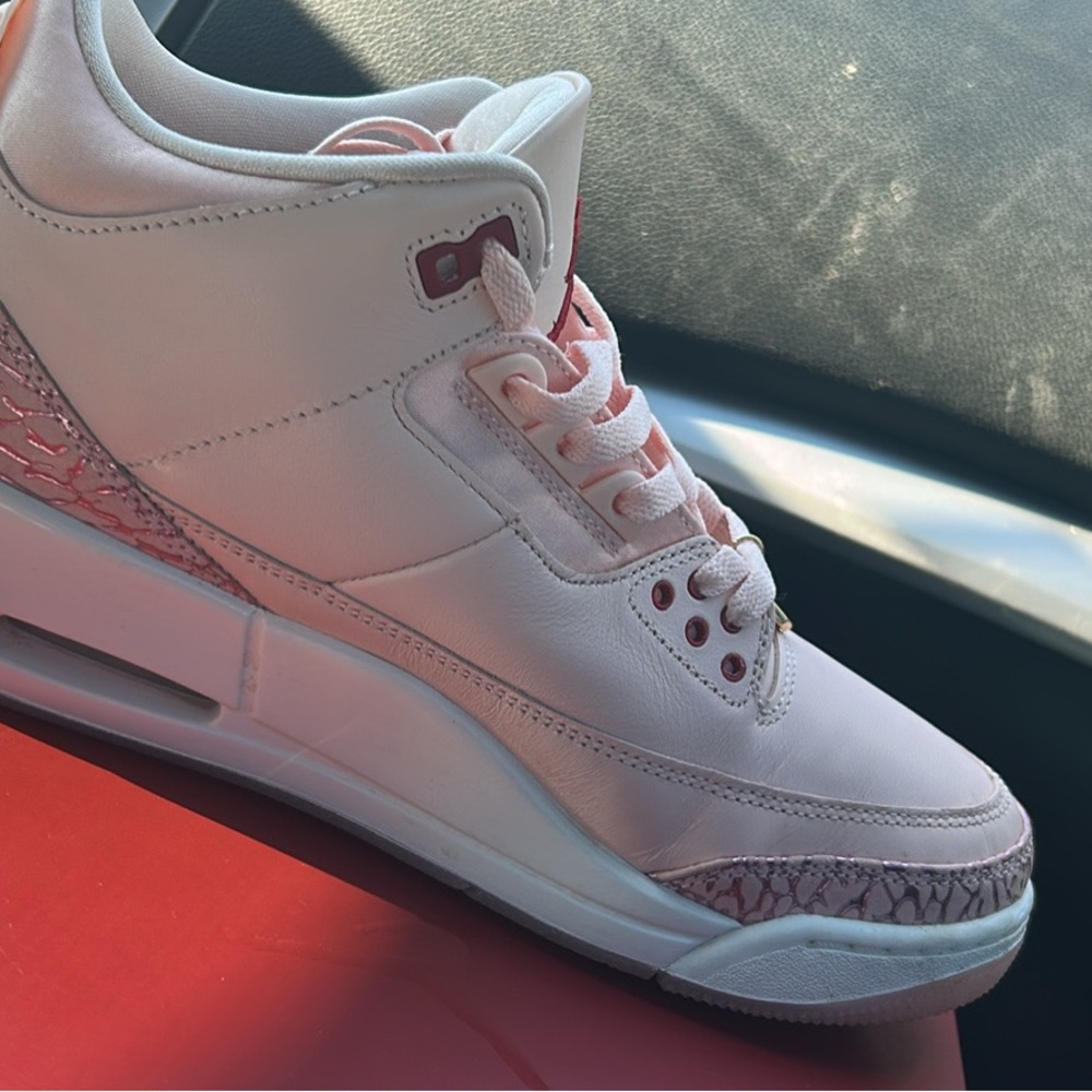 Jordan 3 “Treat Yourself”